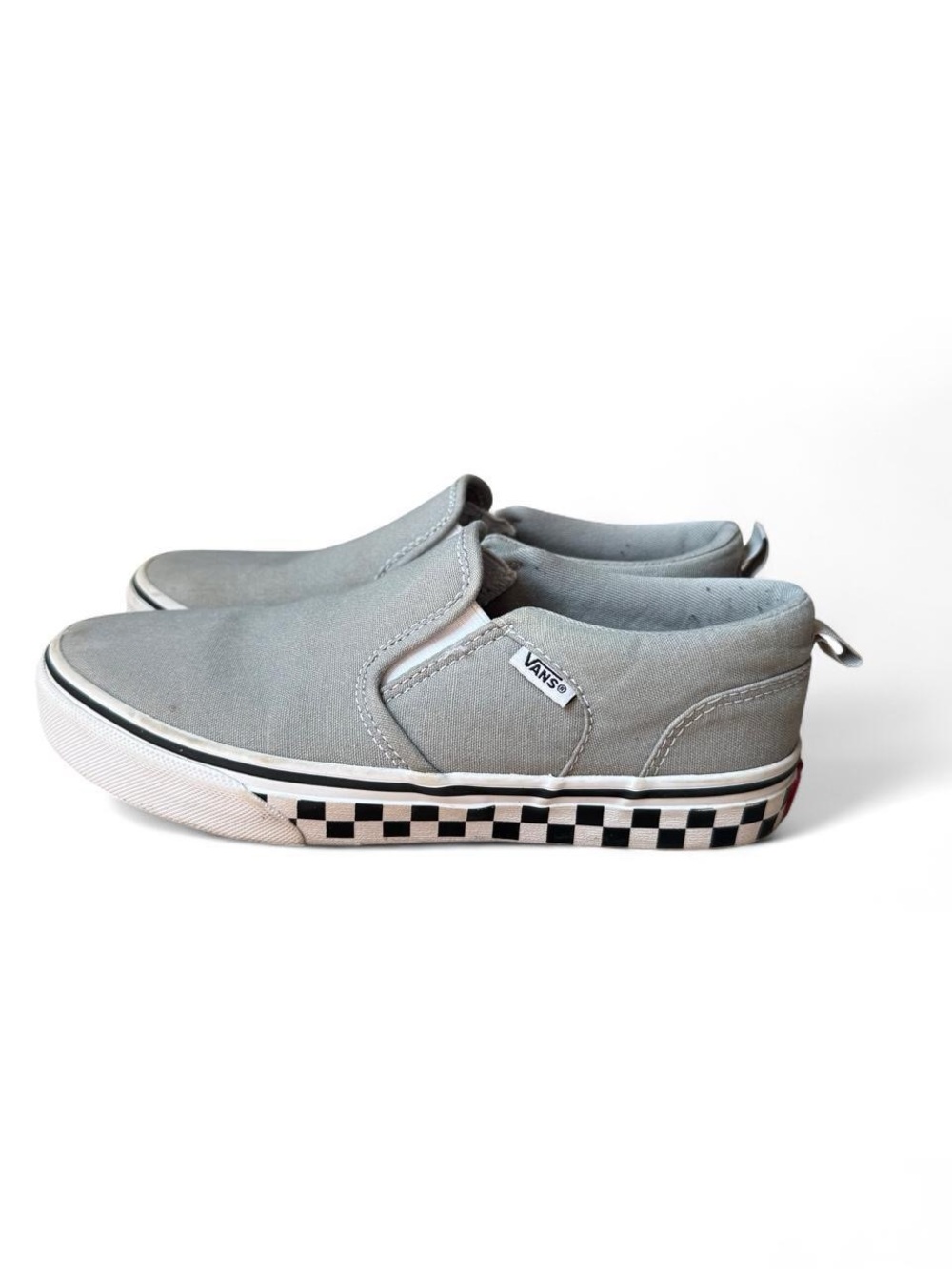 Vans Kids Slip-On Sneakers in Light Gray with Black & White Checkerboard Sole